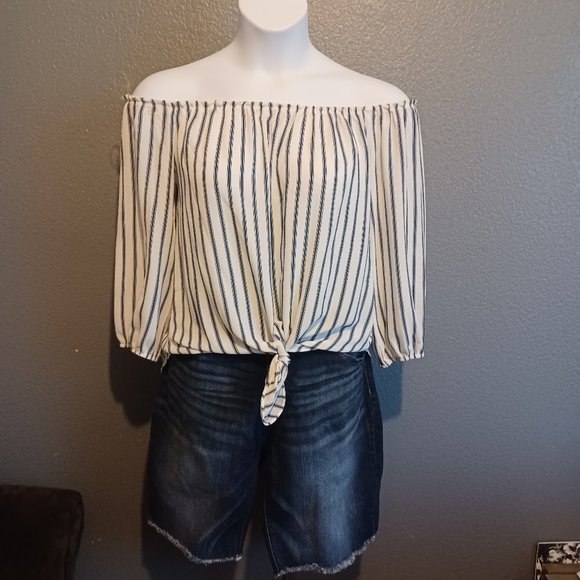 MOA & MOA Tops - MOA & MOA